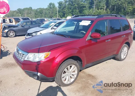 2012 Subaru Forester 2.5X Premium z USA, uszkodzony, nr VIN JF2SHADC7CH464194